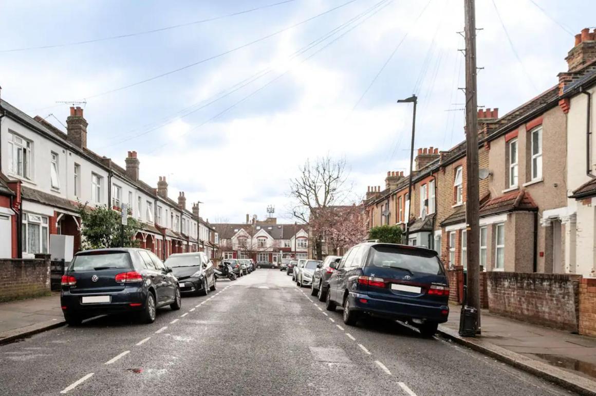 Hatton Homes - Thackeray Avenue Londres Exterior foto